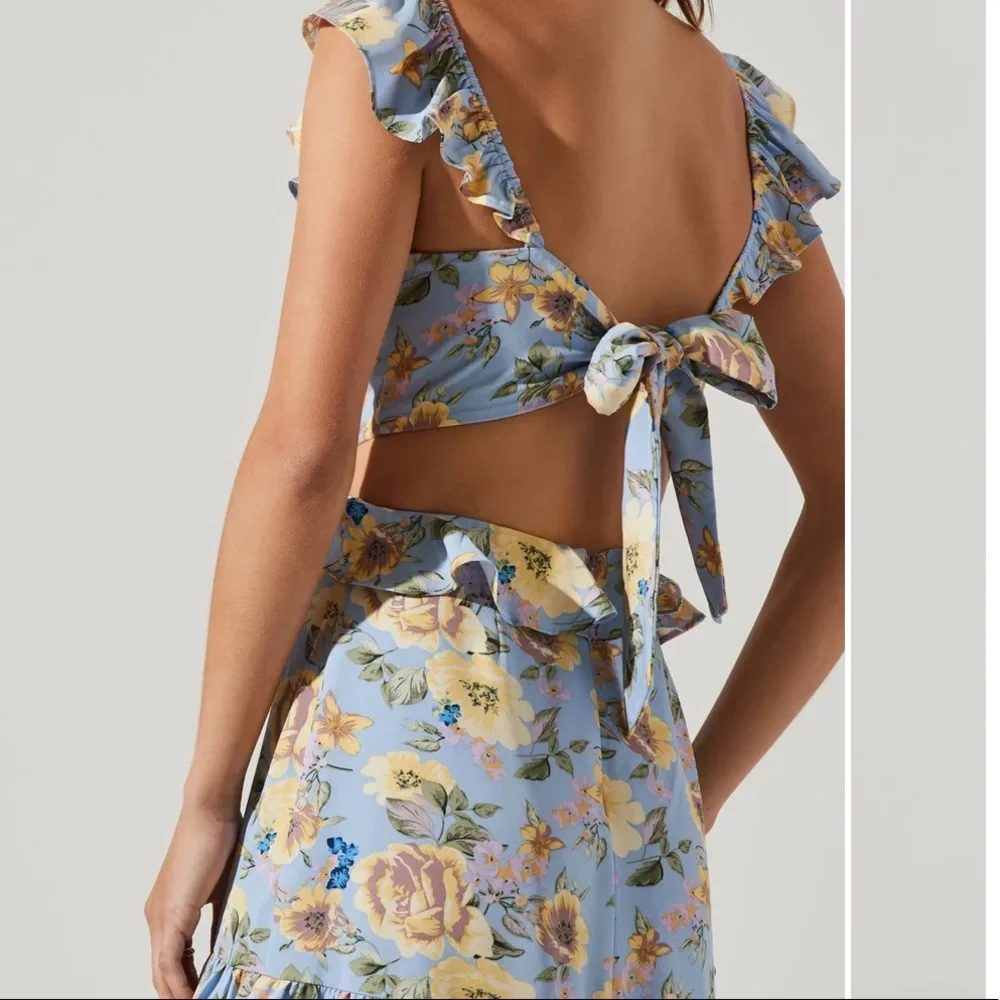 ASTR the label Floral Maxi Dress - Picture 4 of 5